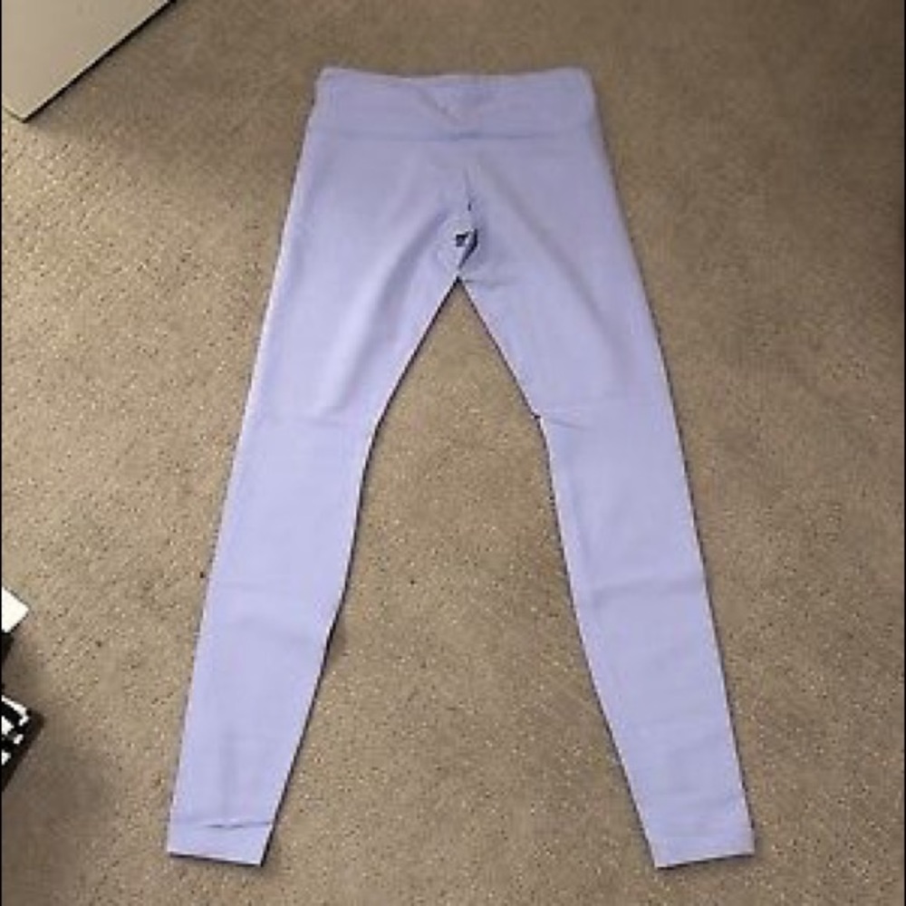 Lululemon wonder under size 4